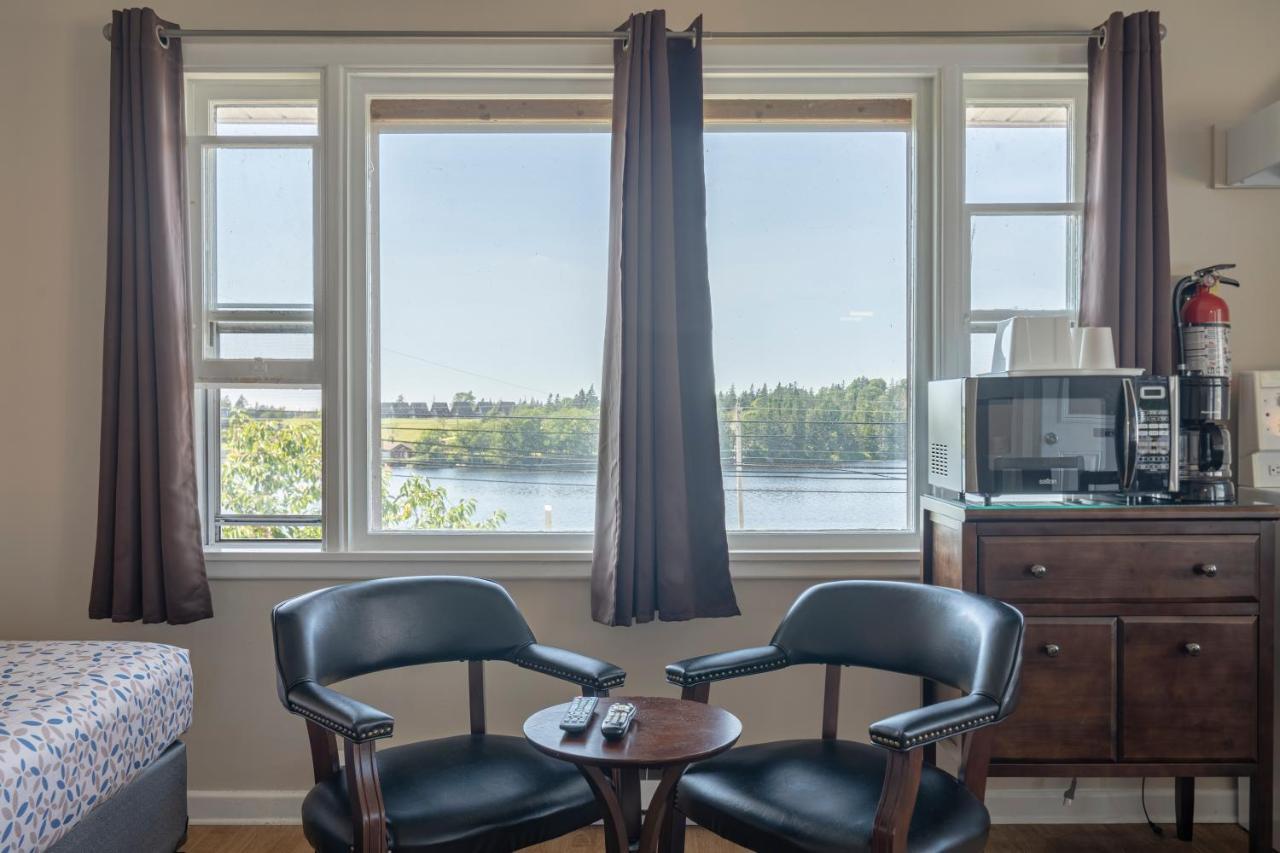 Novastar Motel On The Lake Yarmouth Eksteriør billede